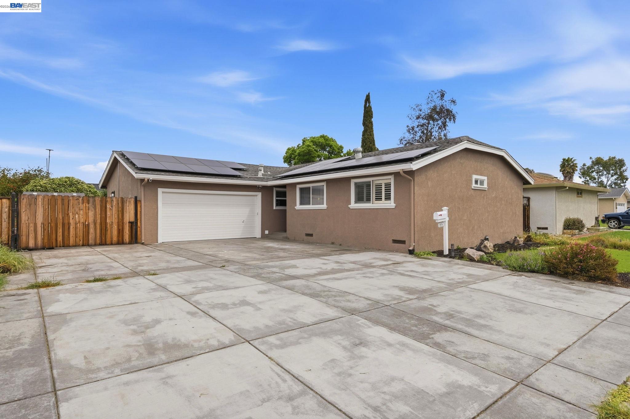 1727 Sutter St, Livermore, CA, 94551