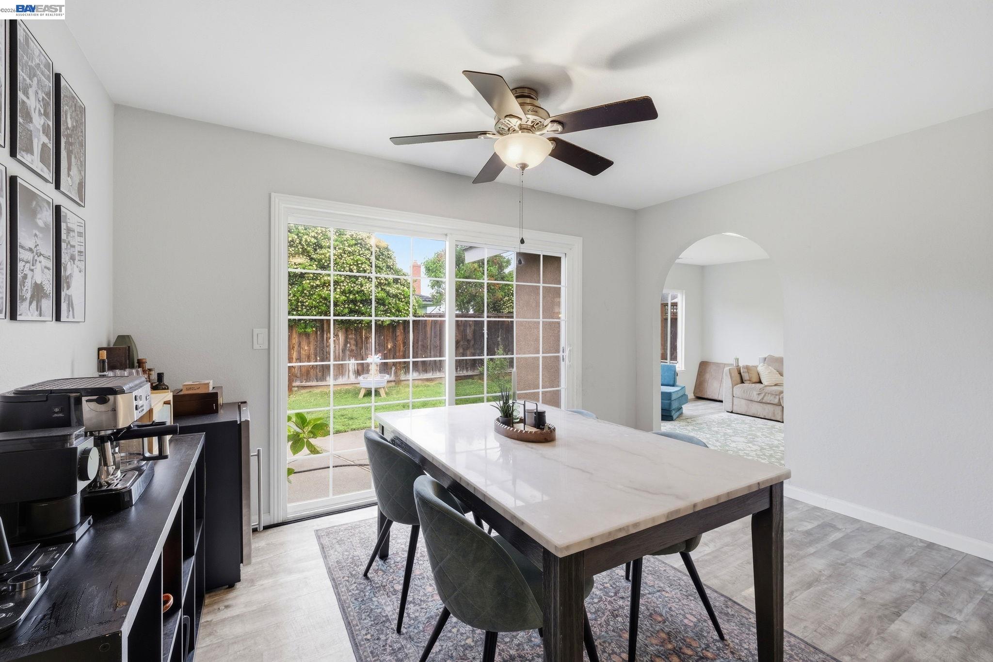 Detail Gallery Image 12 of 26 For 5616 Crestmont Ave, Livermore,  CA 94551 - 3 Beds | 2 Baths