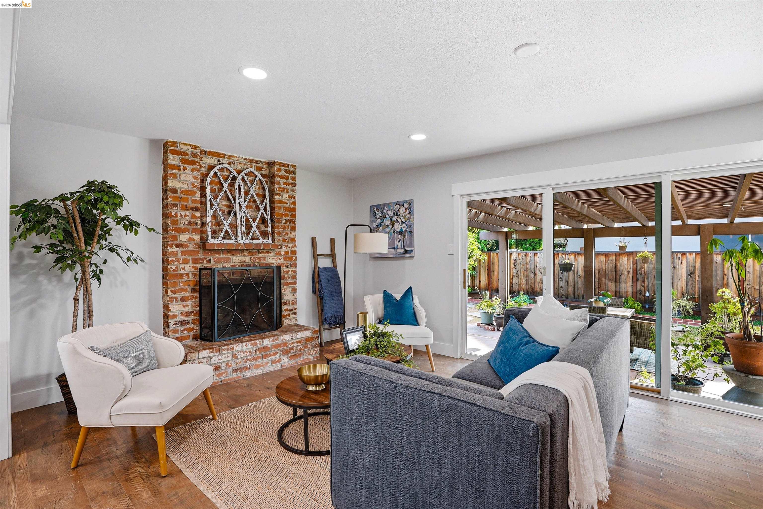 Detail Gallery Image 5 of 30 For 2904 Balboa Dr, Tracy,  CA 95376 - 2 Beds | 2 Baths