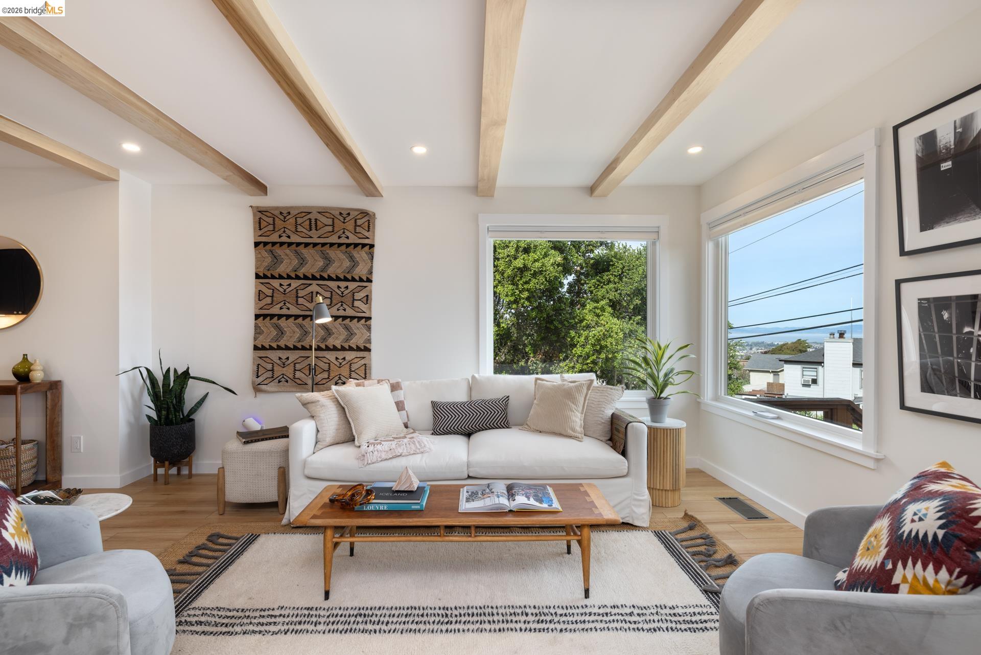 Detail Gallery Image 2 of 57 For 6808 Del Monte Ave, Richmond,  CA 94805 - 4 Beds | 2 Baths