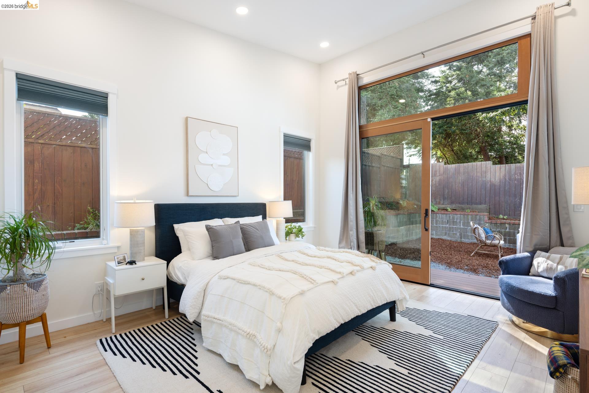 Detail Gallery Image 28 of 57 For 6808 Del Monte Ave, Richmond,  CA 94805 - 4 Beds | 2 Baths