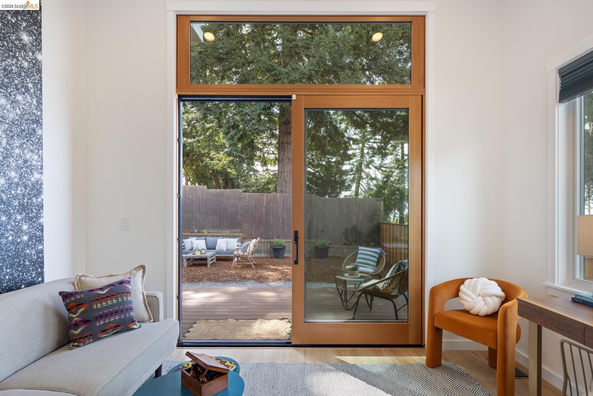 Detail Gallery Image 34 of 57 For 6808 Del Monte Ave, Richmond,  CA 94805 - 4 Beds | 2 Baths