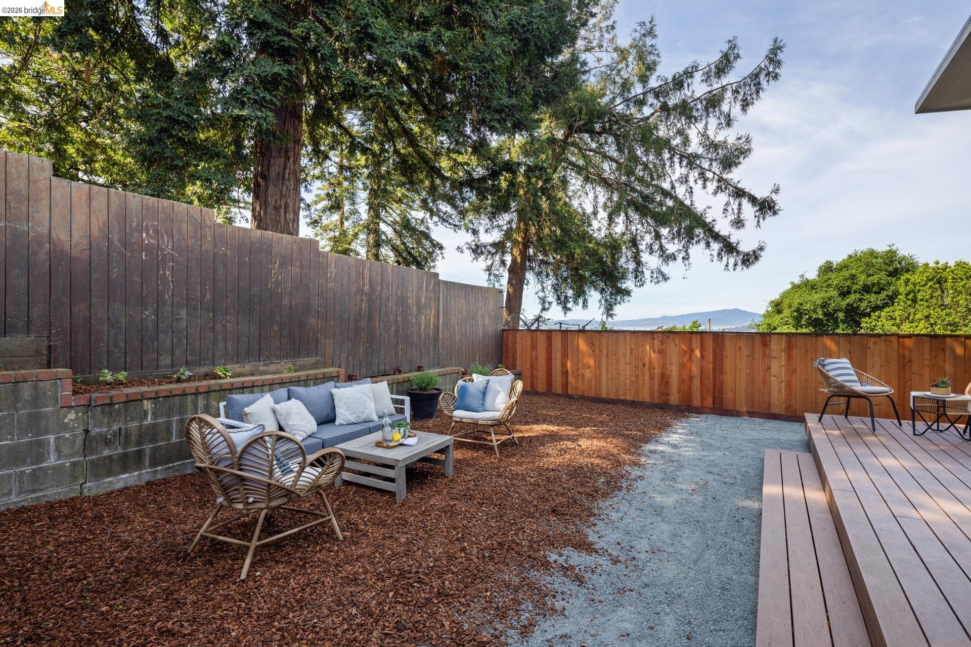 Detail Gallery Image 38 of 57 For 6808 Del Monte Ave, Richmond,  CA 94805 - 4 Beds | 2 Baths