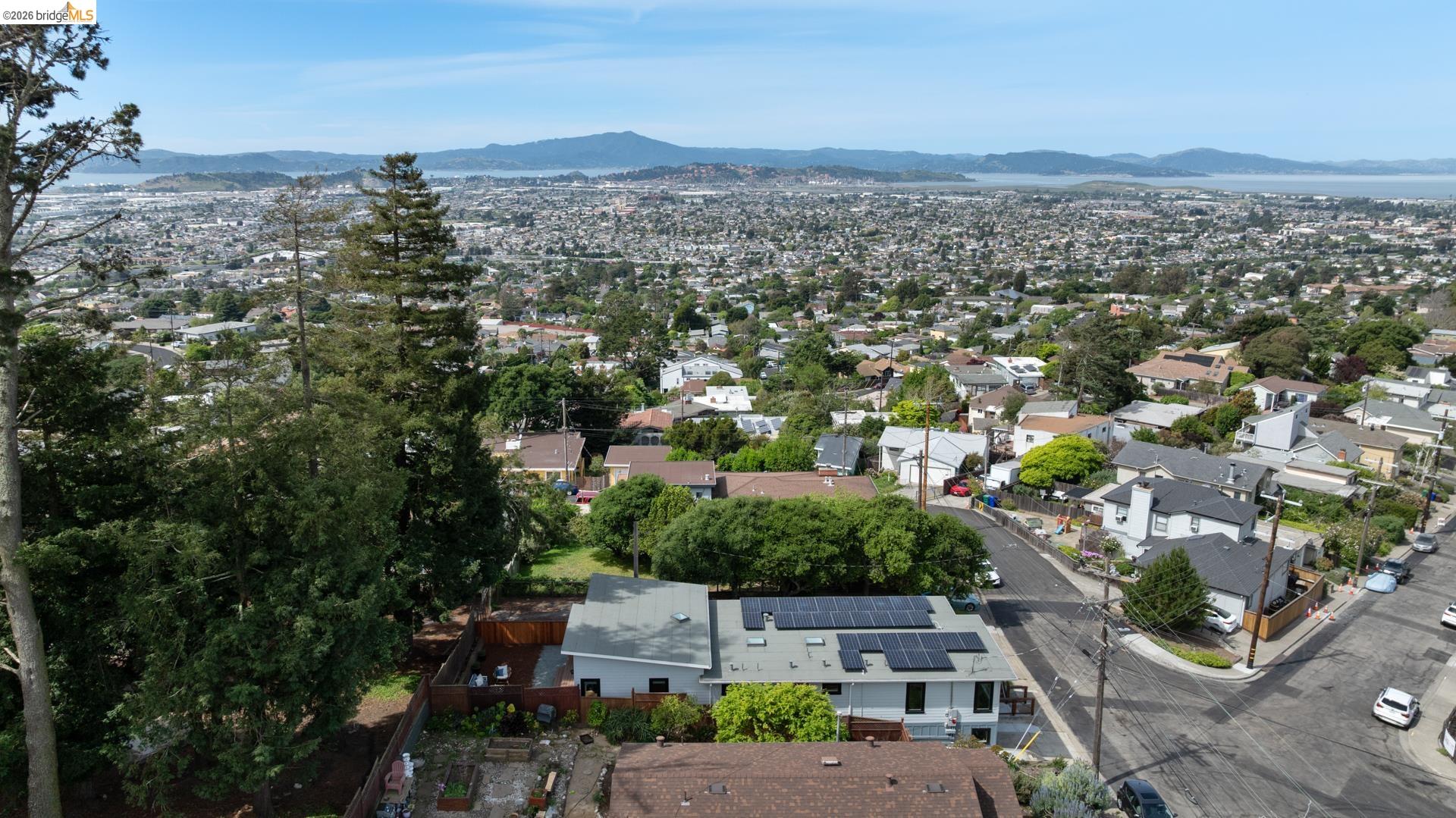 Detail Gallery Image 43 of 57 For 6808 Del Monte Ave, Richmond,  CA 94805 - 4 Beds | 2 Baths