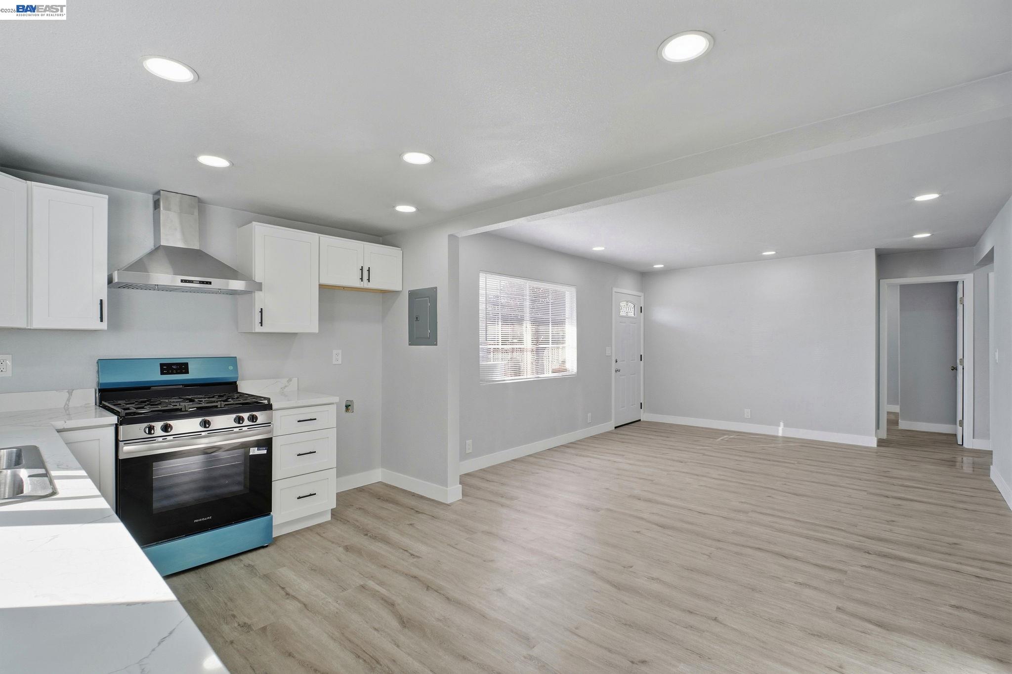 Detail Gallery Image 10 of 32 For 38016 Vallejo St, Fremont,  CA 94536 - 3 Beds | 2 Baths