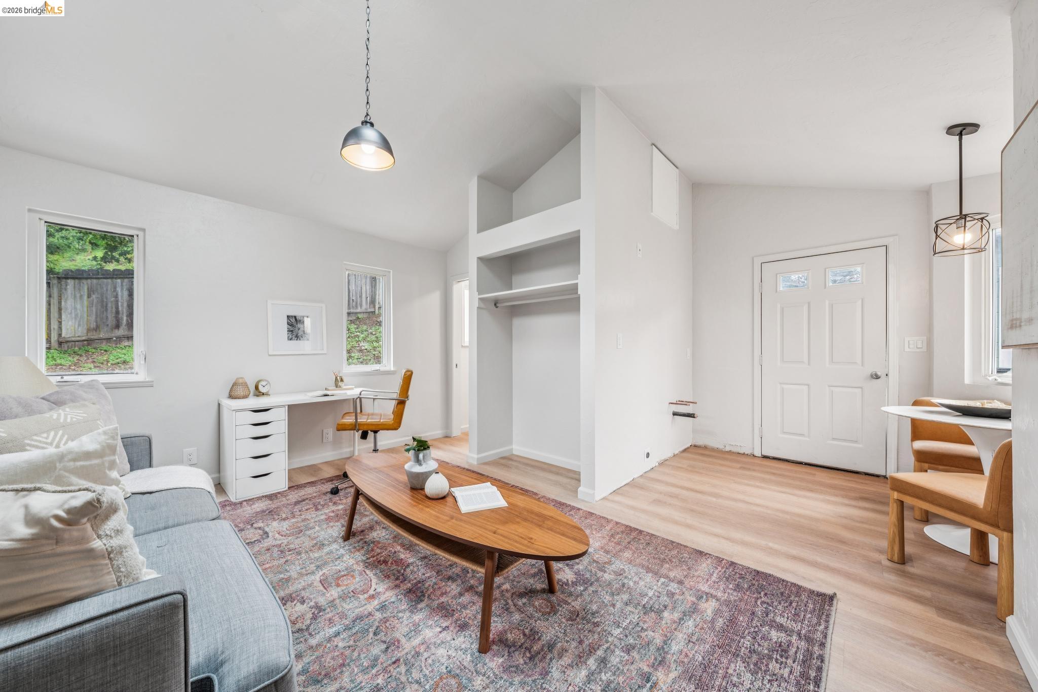 Detail Gallery Image 27 of 32 For 3056 Roxbury Avenue, Oakland,  CA 94605 - 4 Beds | 2/1 Baths