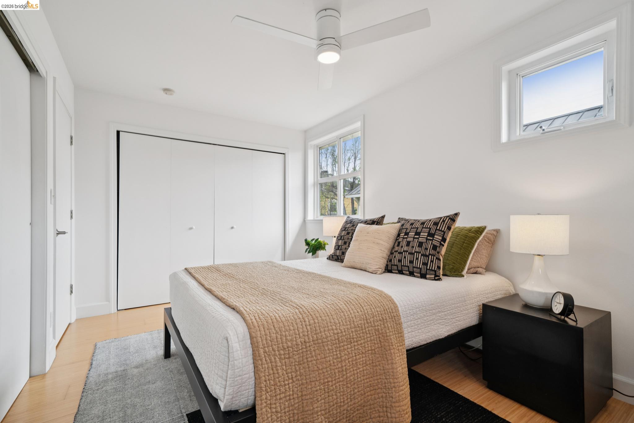 Detail Gallery Image 25 of 42 For 480 42nd St #E,  Oakland,  CA 94609 - 3 Beds | 1/1 Baths