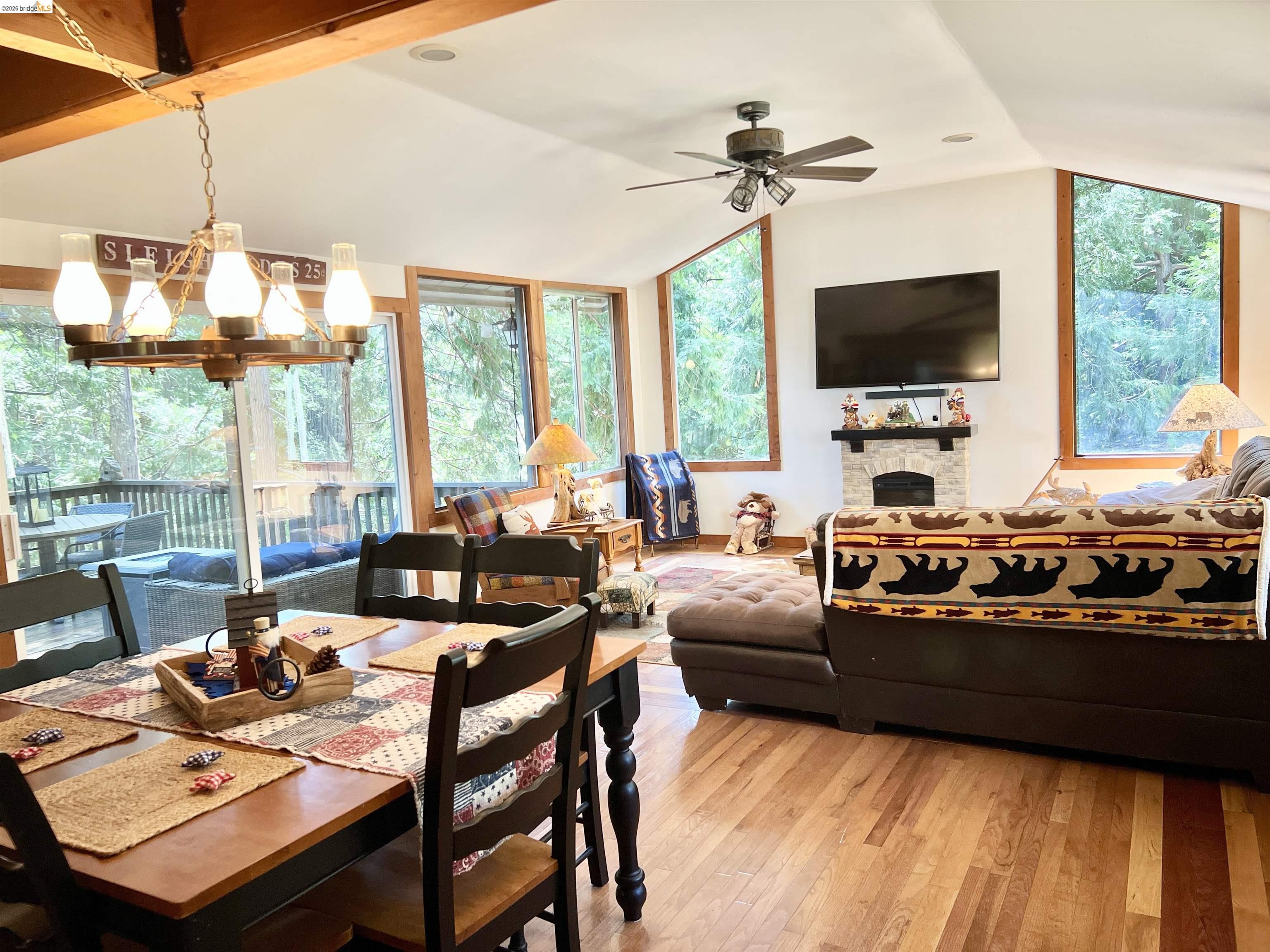 Detail Gallery Image 2 of 35 For 24086 Lama Hisum Rd, Mi Wuk Village,  CA 95346 - 3 Beds | 2 Baths