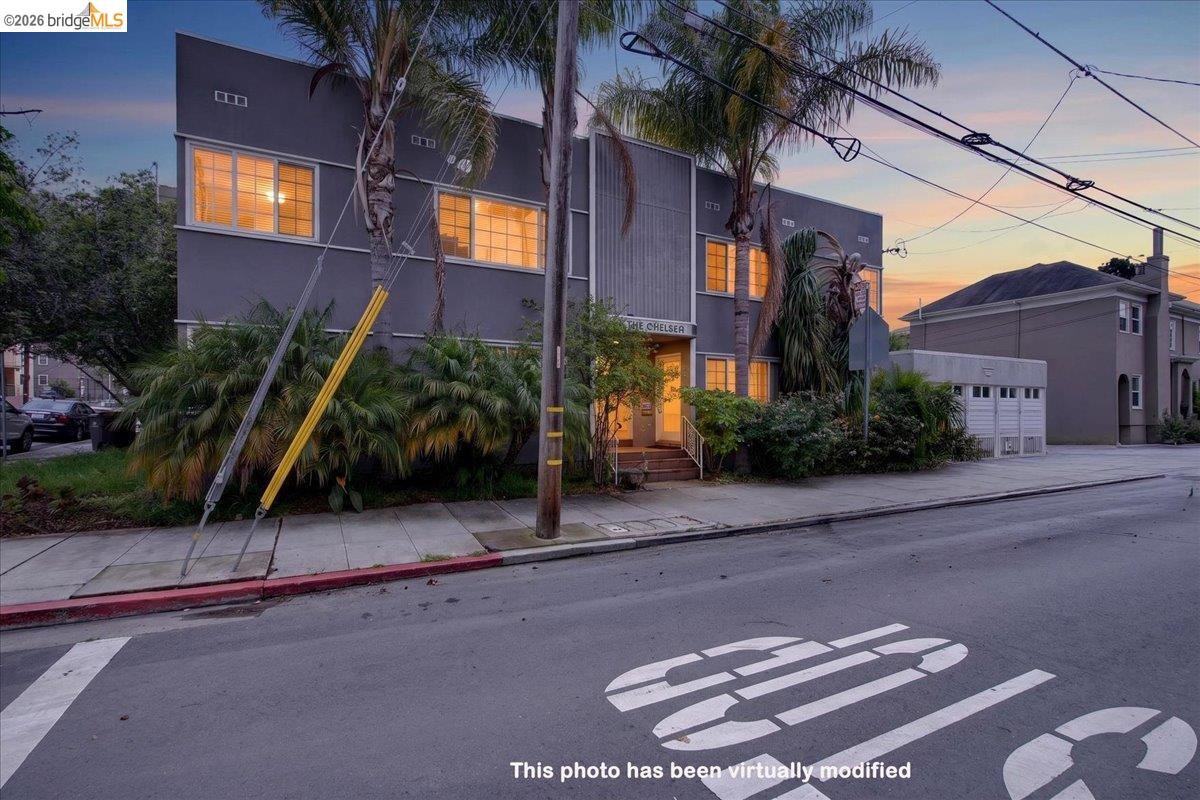 Photo #2: 41129232 Listing: Photo #2