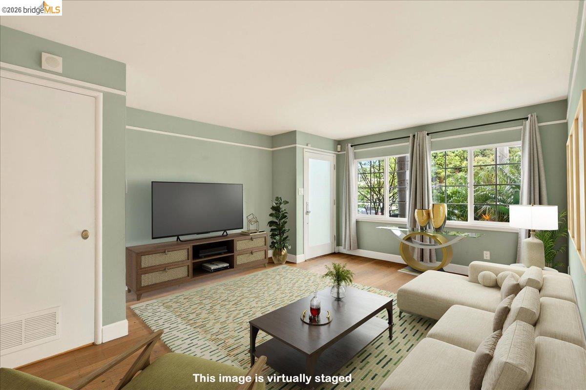 Photo #11: 41129232 Listing: Photo #11