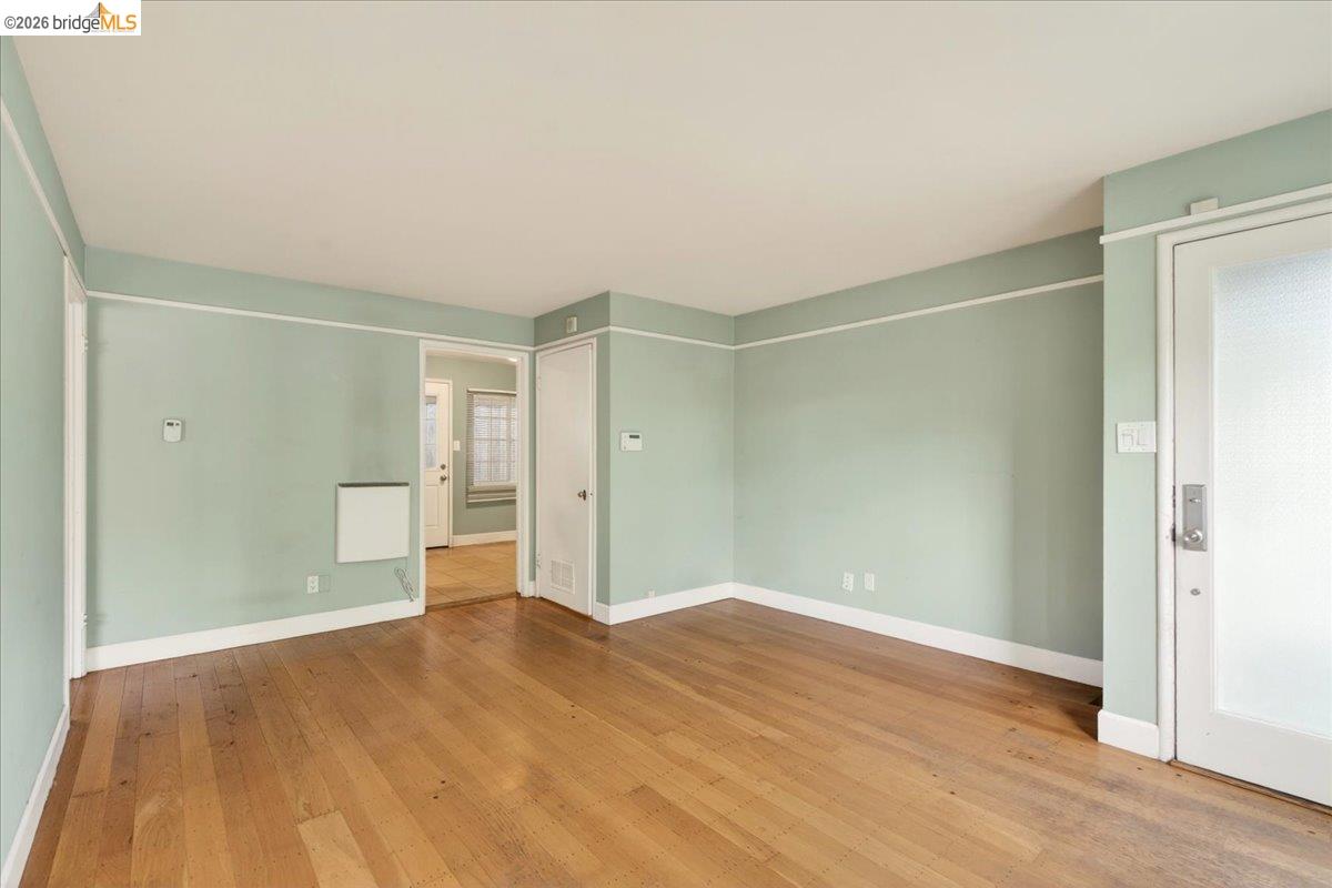 Photo #8: 41129232 Listing: Photo #8