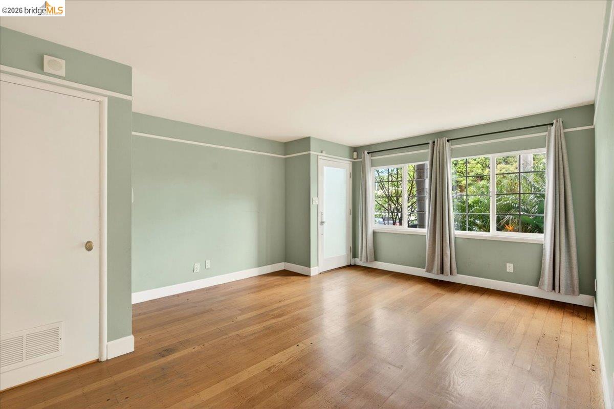 Photo #10: 41129232 Listing: Photo #10