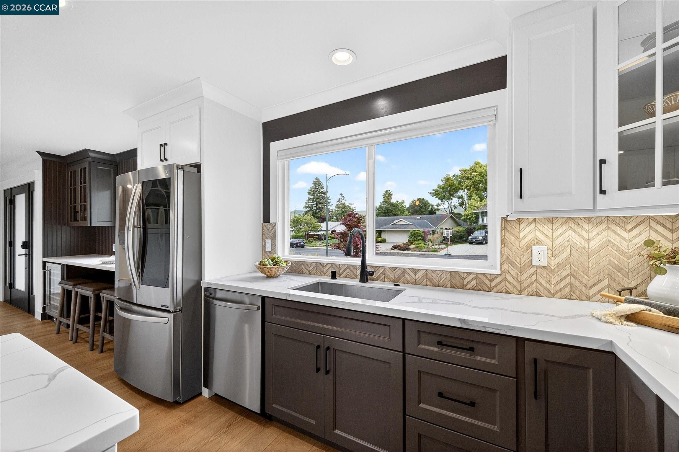 Detail Gallery Image 11 of 39 For 1033 Woodstock Ct, Walnut Creek,  CA 94598 - 4 Beds | 3 Baths