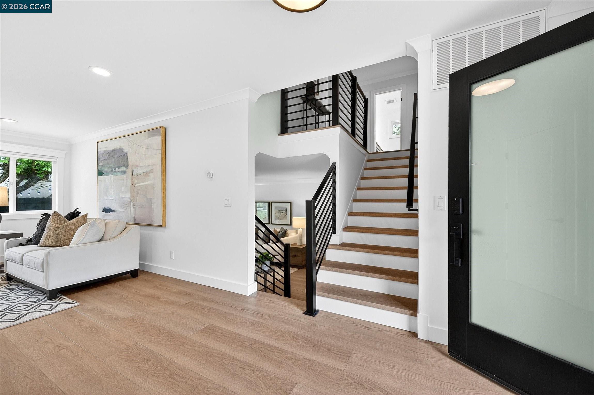 Detail Gallery Image 16 of 39 For 1033 Woodstock Ct, Walnut Creek,  CA 94598 - 4 Beds | 3 Baths