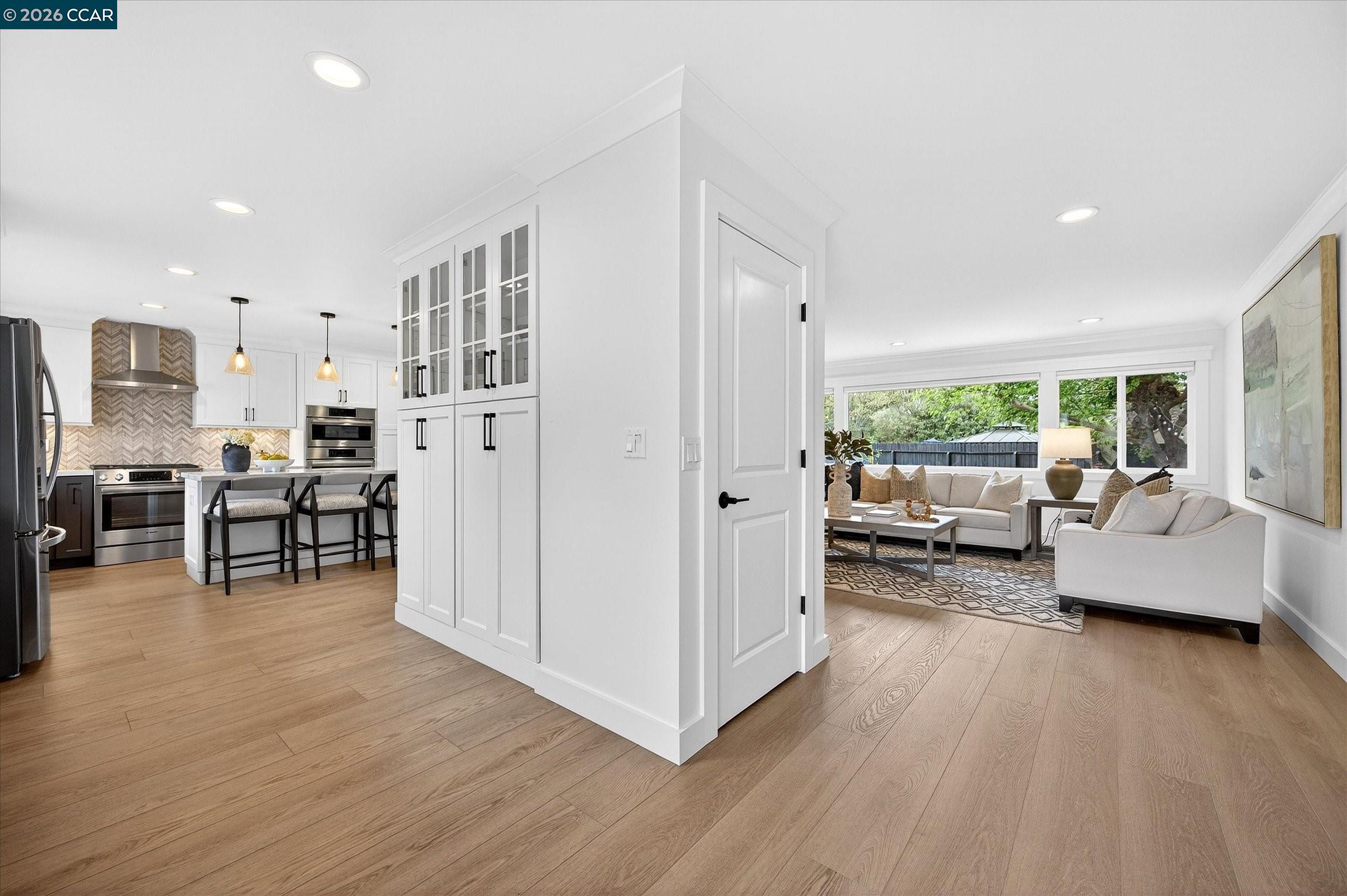 Detail Gallery Image 3 of 39 For 1033 Woodstock Ct, Walnut Creek,  CA 94598 - 4 Beds | 3 Baths