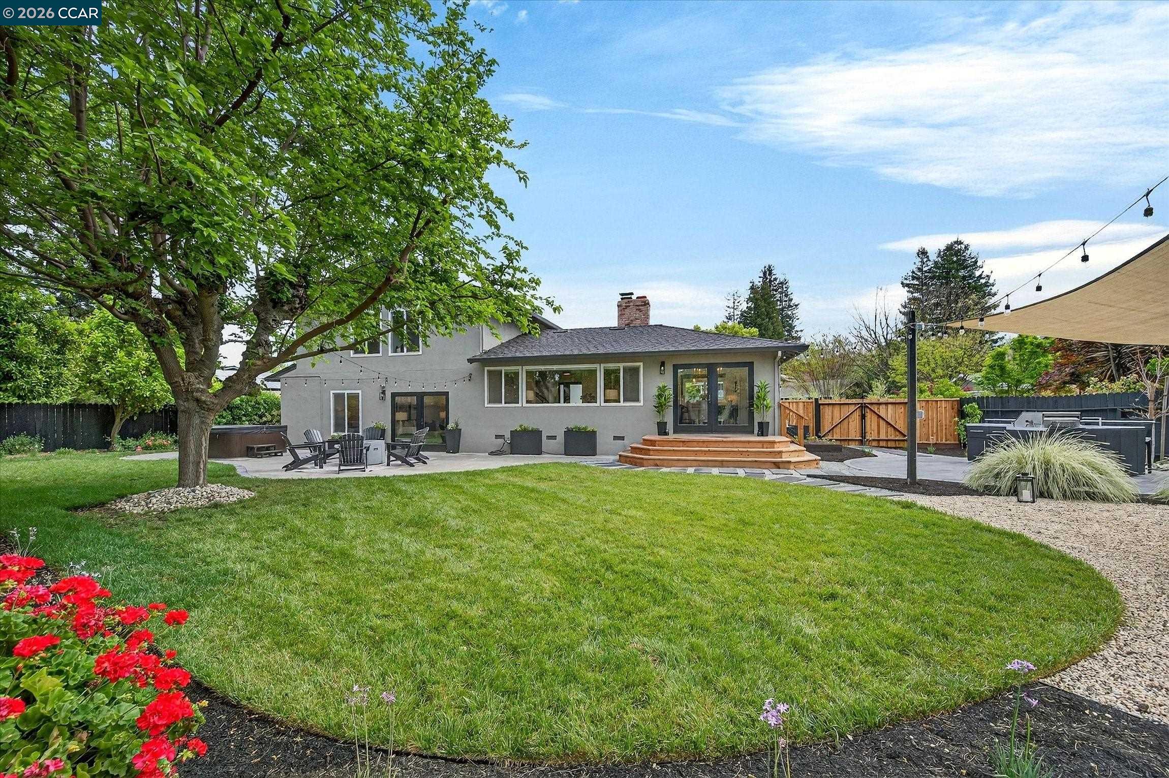 Detail Gallery Image 33 of 39 For 1033 Woodstock Ct, Walnut Creek,  CA 94598 - 4 Beds | 3 Baths