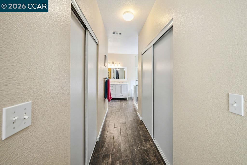 Detail Gallery Image 20 of 52 For 1065 Dawnview Ct, Pittsburg,  CA 94565 - 6 Beds | 2/1 Baths