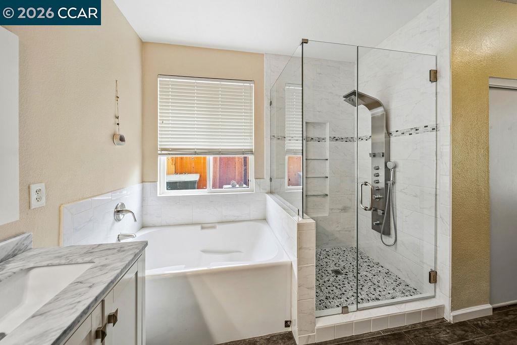 Detail Gallery Image 22 of 52 For 1065 Dawnview Ct, Pittsburg,  CA 94565 - 6 Beds | 2/1 Baths