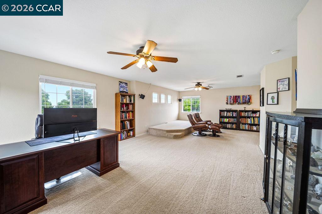 Detail Gallery Image 29 of 52 For 1065 Dawnview Ct, Pittsburg,  CA 94565 - 6 Beds | 2/1 Baths