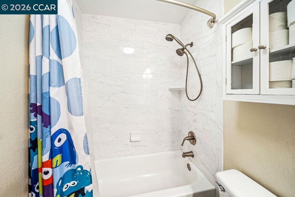 Detail Gallery Image 35 of 52 For 1065 Dawnview Ct, Pittsburg,  CA 94565 - 6 Beds | 2/1 Baths