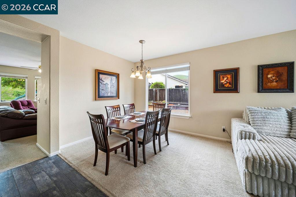 Detail Gallery Image 7 of 52 For 1065 Dawnview Ct, Pittsburg,  CA 94565 - 6 Beds | 2/1 Baths