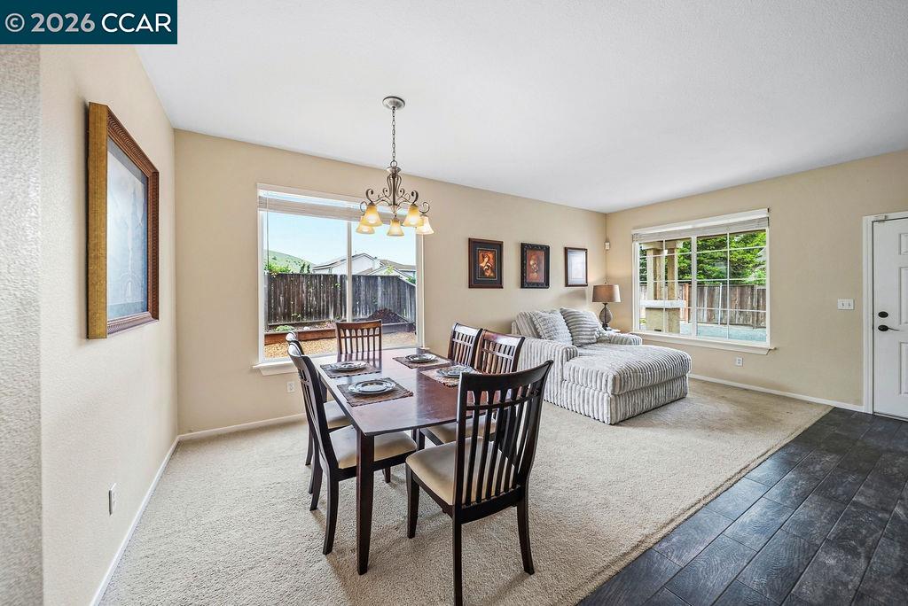 Detail Gallery Image 8 of 52 For 1065 Dawnview Ct, Pittsburg,  CA 94565 - 6 Beds | 2/1 Baths