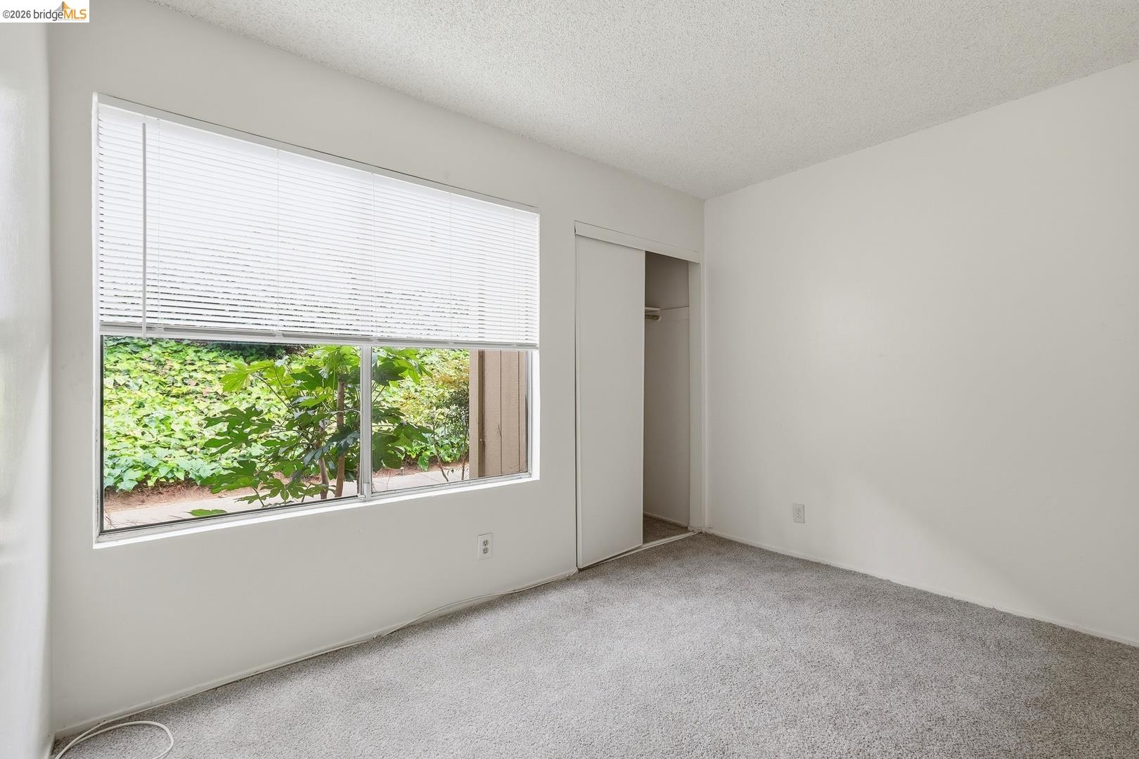 Detail Gallery Image 8 of 25 For 355 Parkview Ter #D1,  Vallejo,  CA 94589 - 2 Beds | 1 Baths