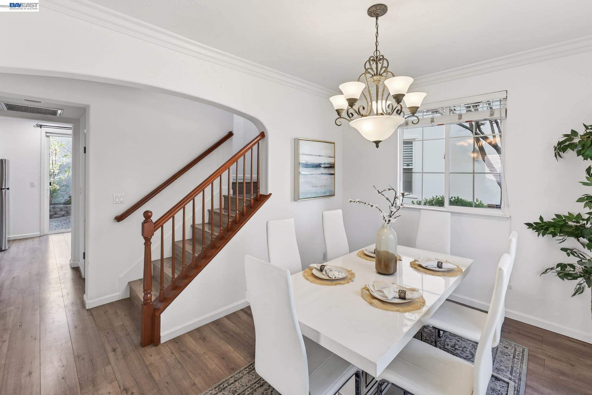 Detail Gallery Image 9 of 33 For 9831 Belladonna Dr, San Ramon,  CA 94582 - 3 Beds | 2/1 Baths