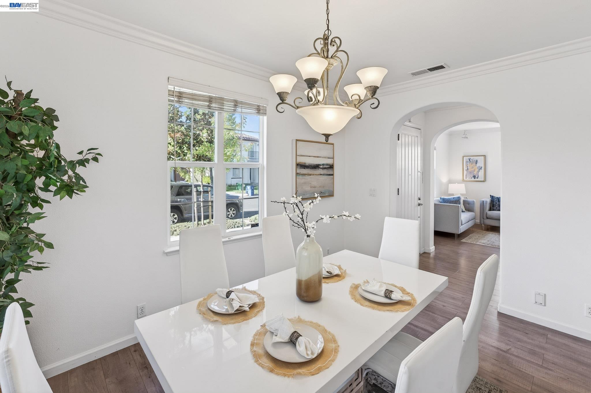 Detail Gallery Image 10 of 33 For 9831 Belladonna Dr, San Ramon,  CA 94582 - 3 Beds | 2/1 Baths