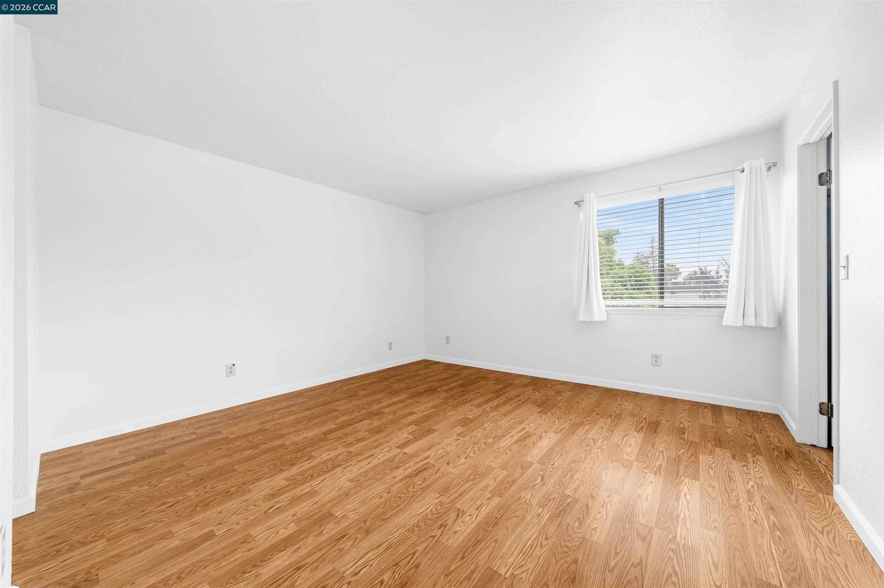 Photo #15: 41129240 Listing: Photo #15