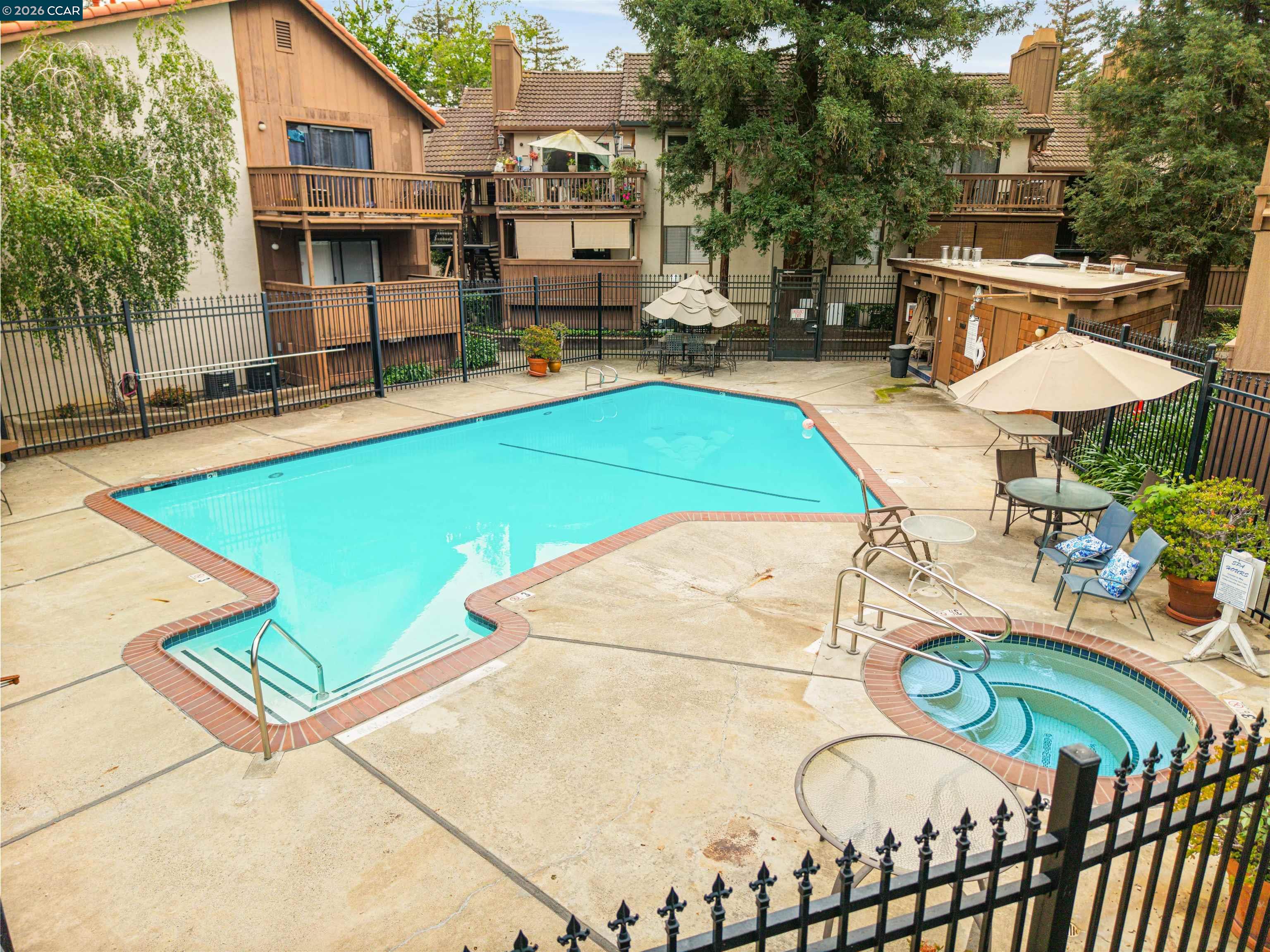 Detail Gallery Image 32 of 37 For 2055 Sierra Rd #106,  Concord,  CA 94518 - 2 Beds | 1/1 Baths