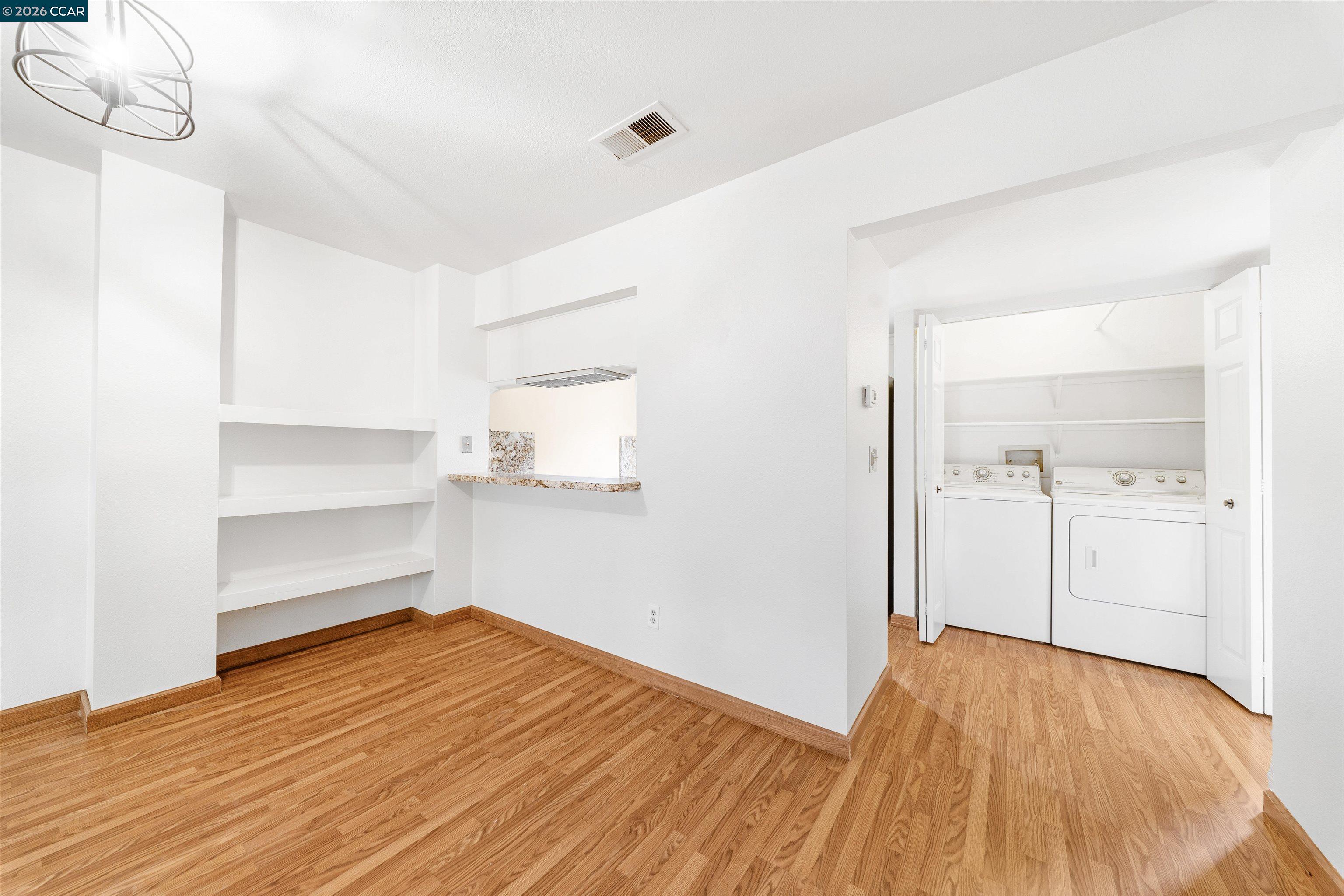 Photo #8: 41129240 Listing: Photo #8