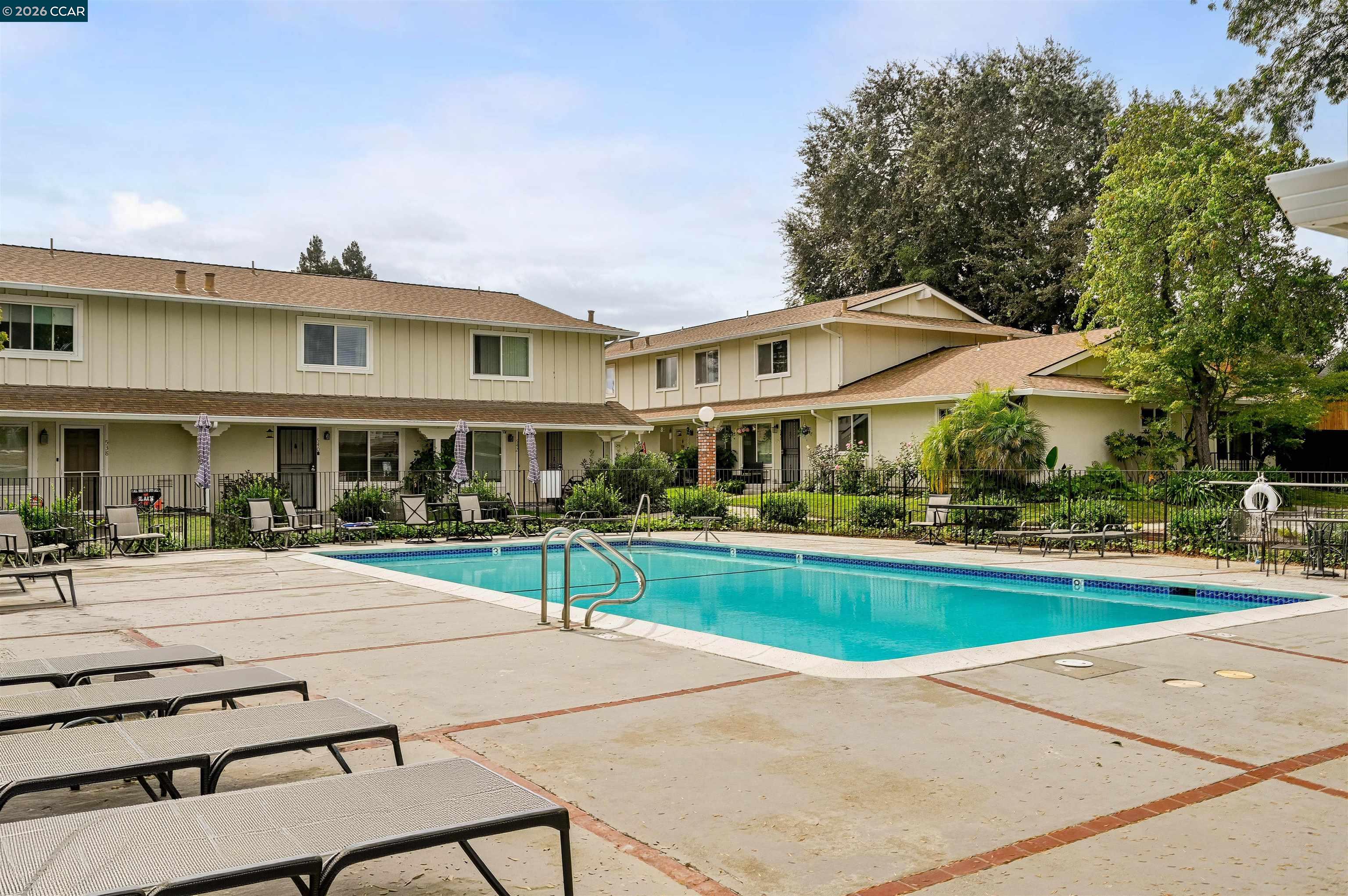 Detail Gallery Image 25 of 31 For 560 La Copita Ct, San Ramon,  CA 94583 - 3 Beds | 1/1 Baths