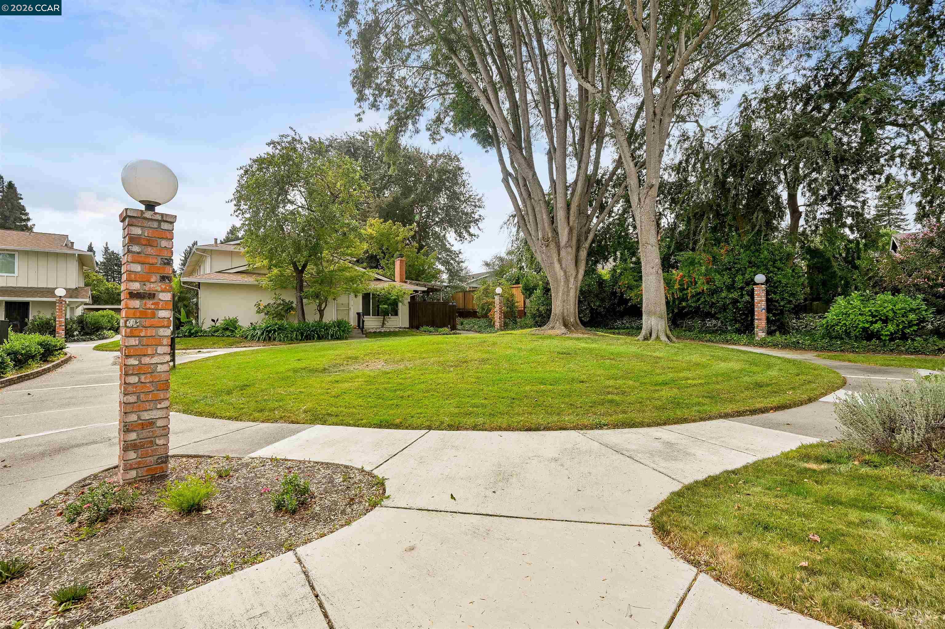 Detail Gallery Image 27 of 31 For 560 La Copita Ct, San Ramon,  CA 94583 - 3 Beds | 1/1 Baths