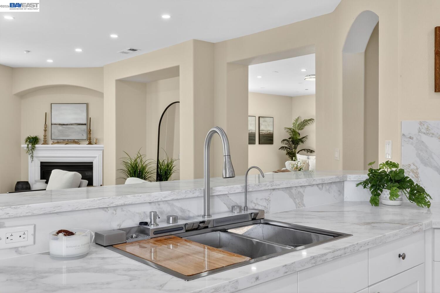 Detail Gallery Image 17 of 57 For 2024 Fitzgerald Way, Brentwood,  CA 94513 - 5 Beds | 3/1 Baths