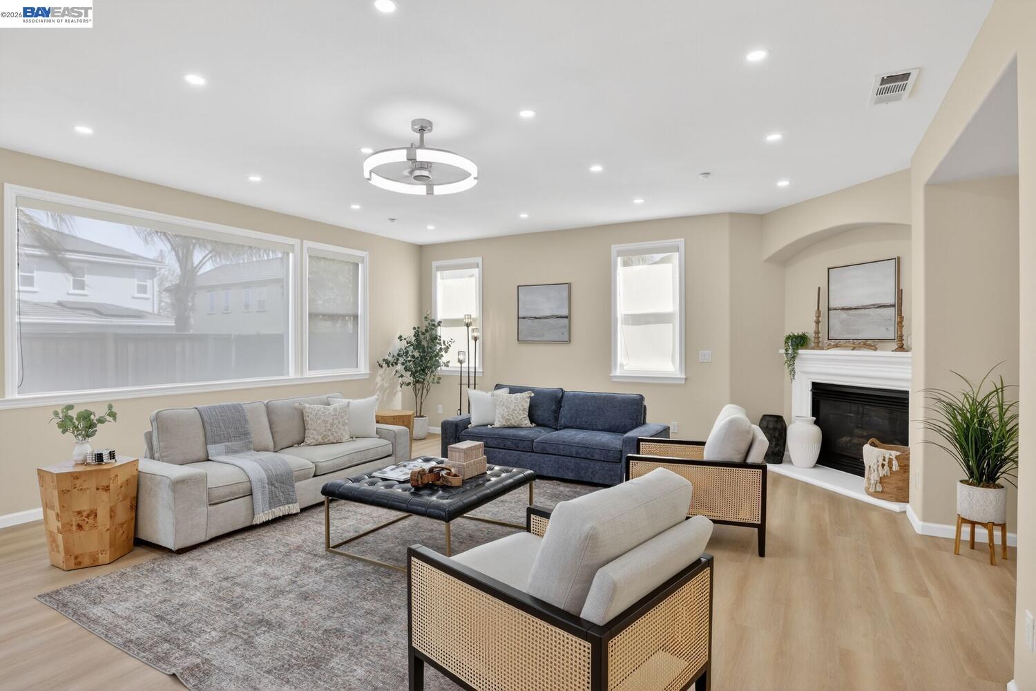 Detail Gallery Image 23 of 57 For 2024 Fitzgerald Way, Brentwood,  CA 94513 - 5 Beds | 3/1 Baths