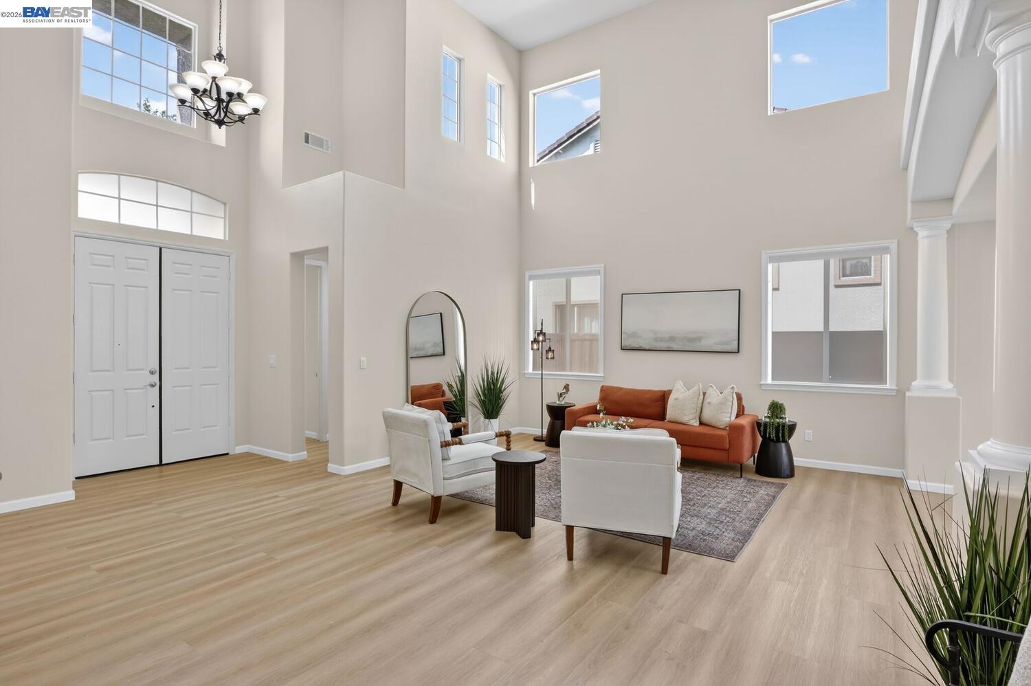 Detail Gallery Image 6 of 57 For 2024 Fitzgerald Way, Brentwood,  CA 94513 - 5 Beds | 3/1 Baths