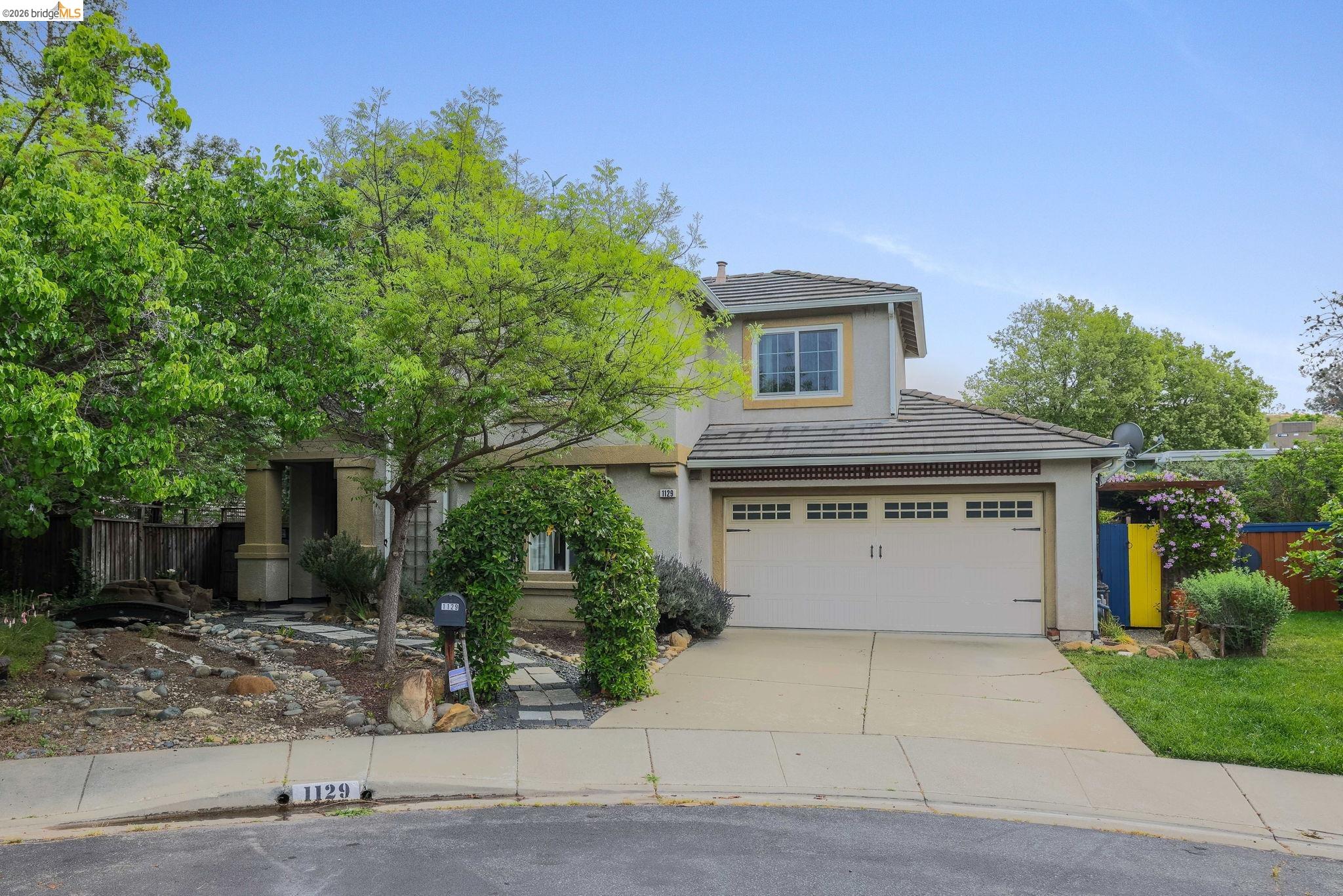 Detail Gallery Image 2 of 38 For 1129 Brittany Hills Ct, Martinez,  CA 94553 - 4 Beds | 3 Baths