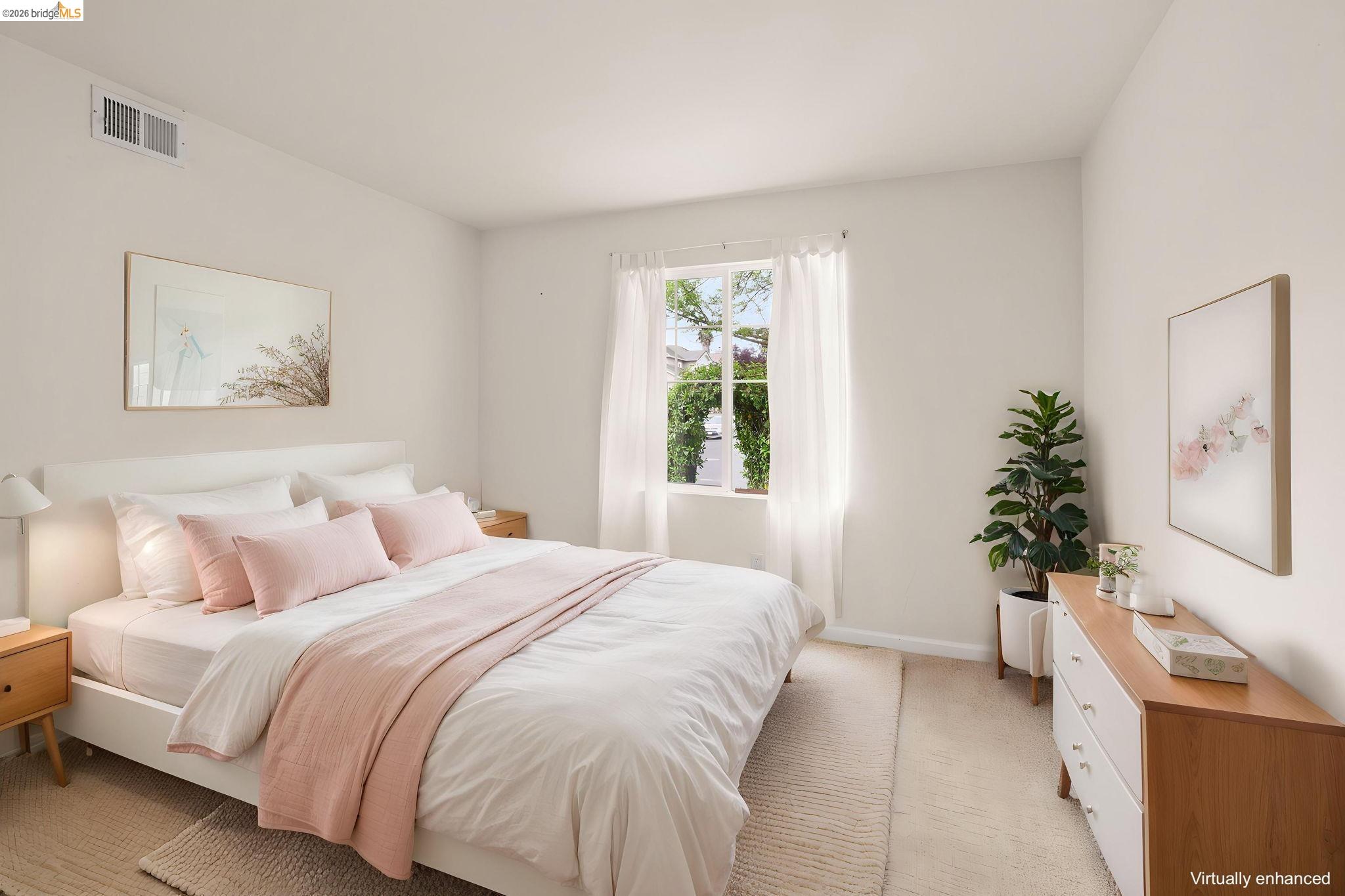 Detail Gallery Image 18 of 38 For 1129 Brittany Hills Ct, Martinez,  CA 94553 - 4 Beds | 3 Baths