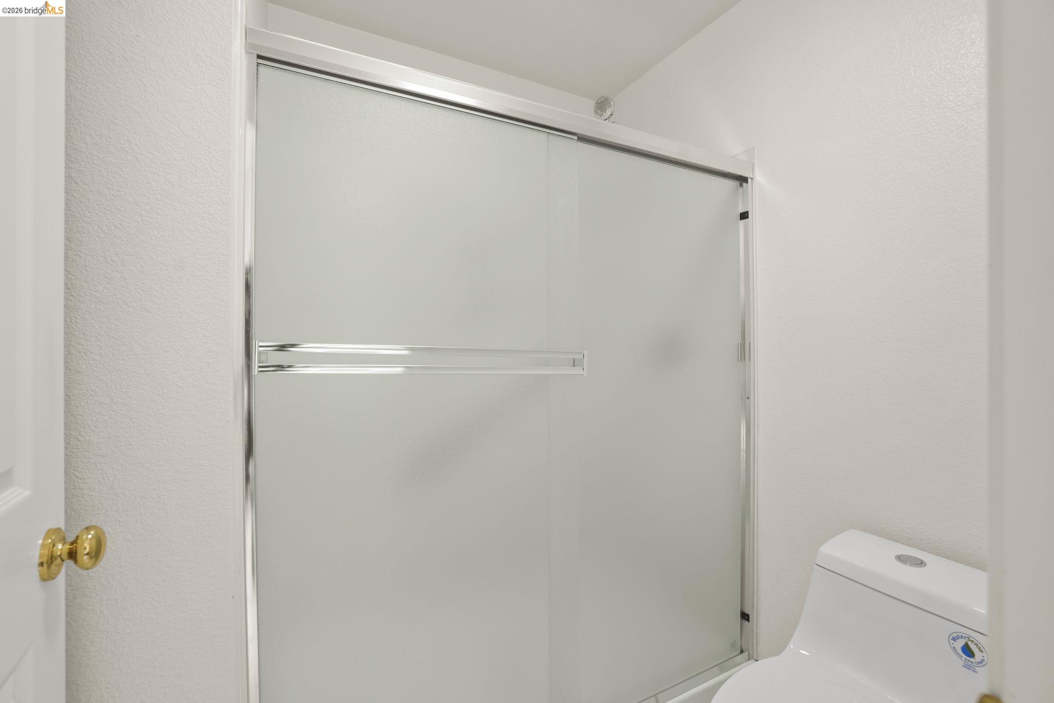 Detail Gallery Image 26 of 38 For 1129 Brittany Hills Ct, Martinez,  CA 94553 - 4 Beds | 3 Baths