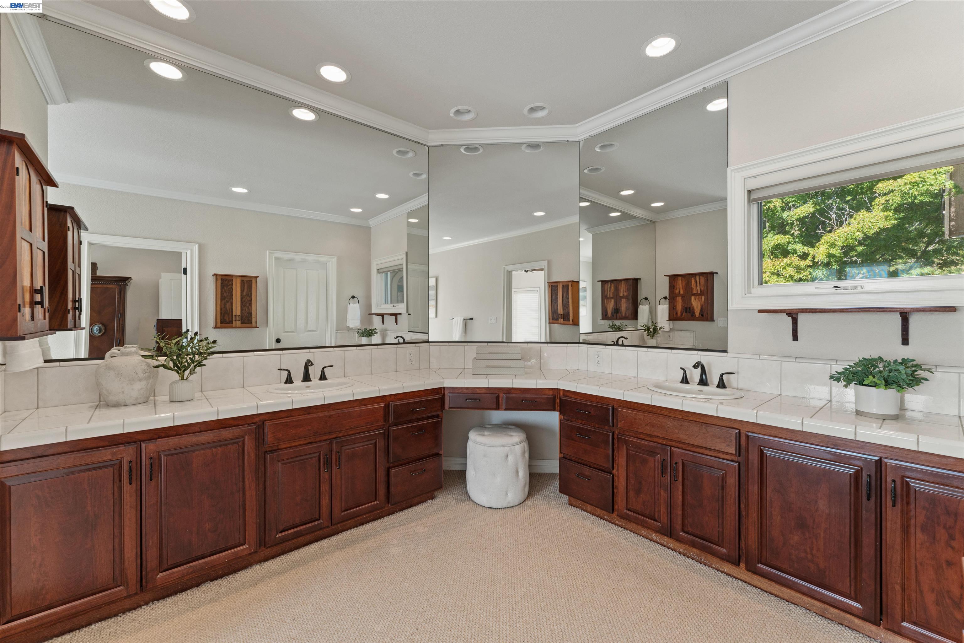 Detail Gallery Image 27 of 60 For 7745 Winter Snow Ct, Newcastle,  CA 95658 - 4 Beds | 3/1 Baths