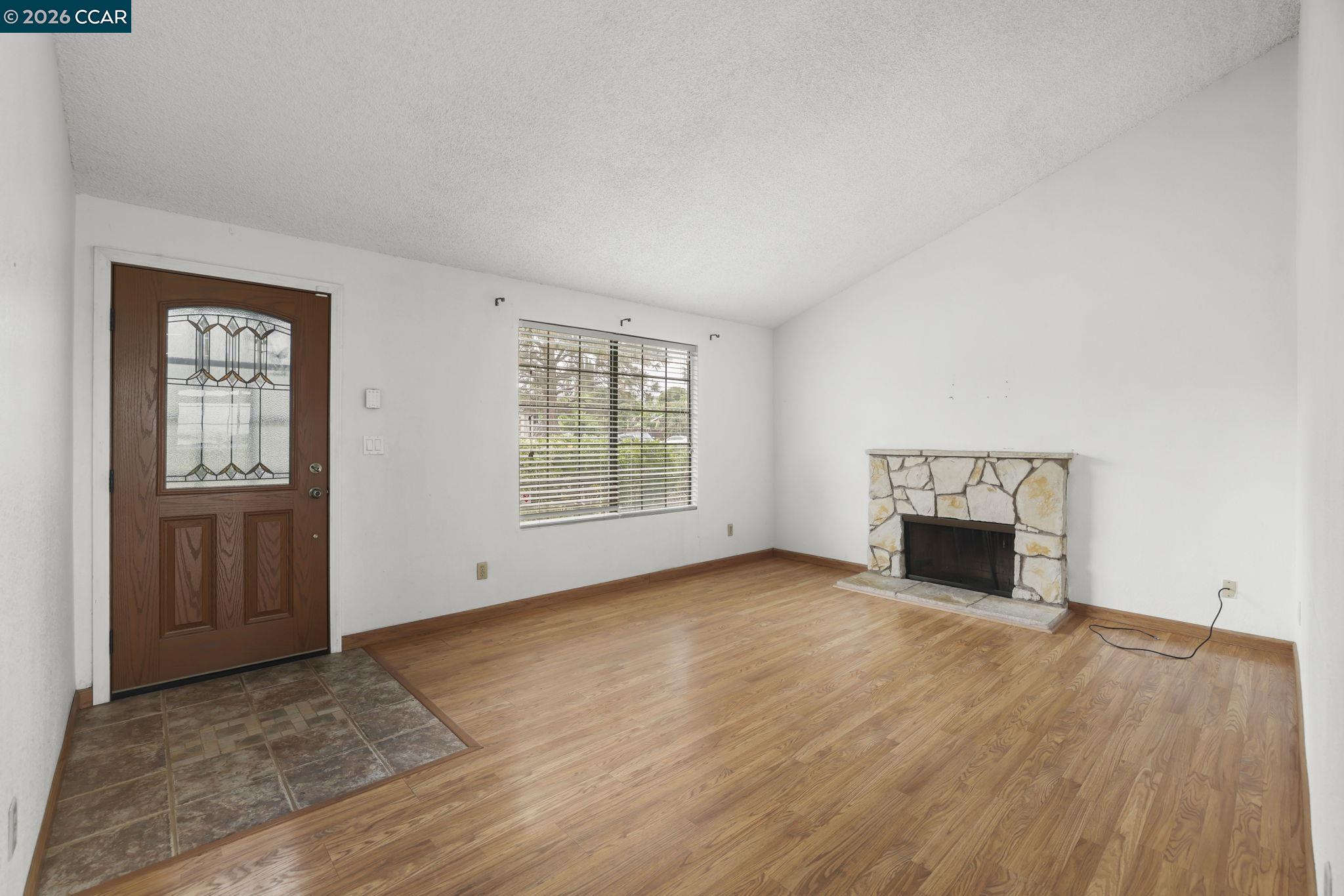 Detail Gallery Image 5 of 24 For 3438 Gregory Dr, Bay Point,  CA 94565 - 3 Beds | 2 Baths