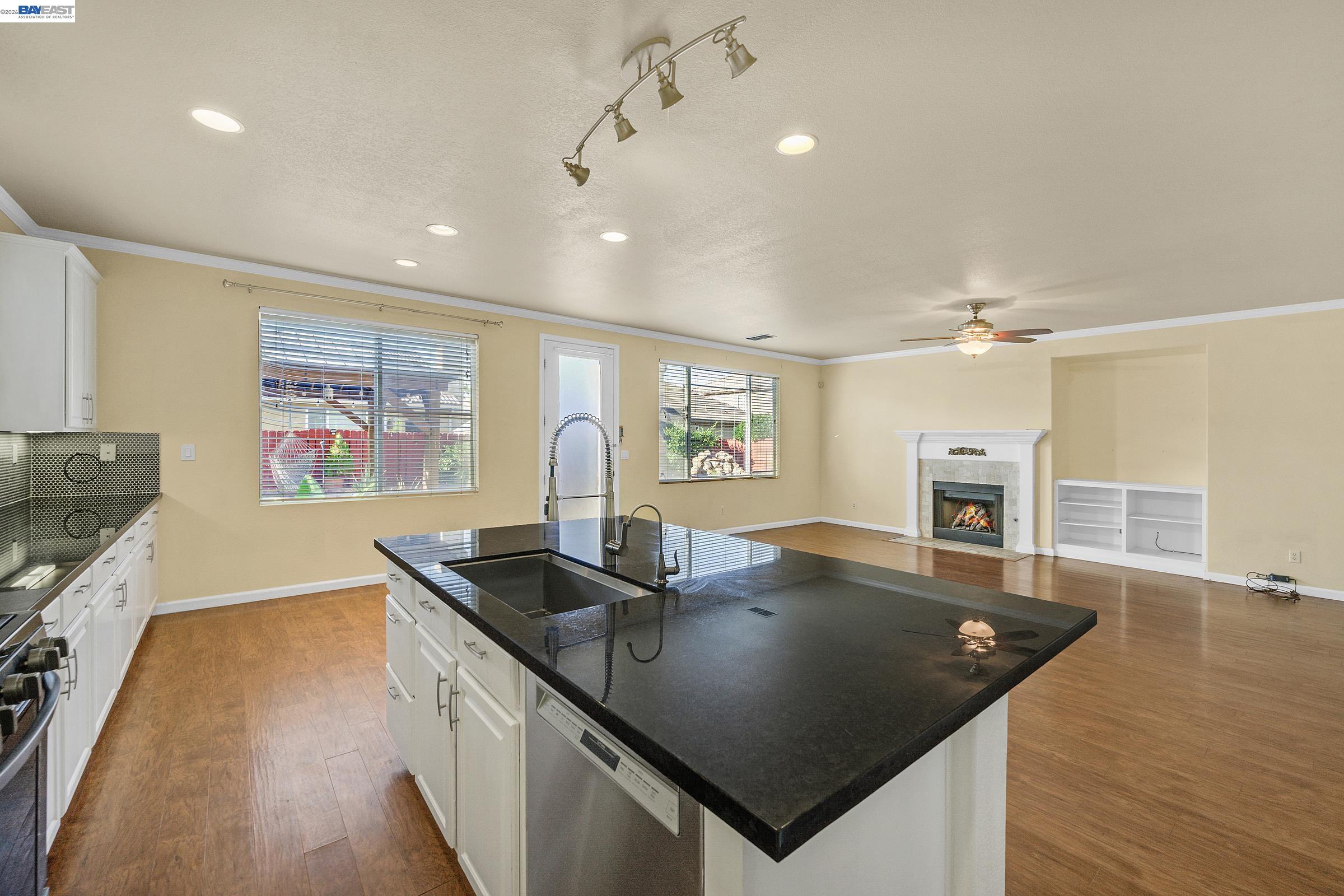 Detail Gallery Image 25 of 60 For 1419 Nubian St, Patterson,  CA 95363 - 5 Beds | 3/1 Baths