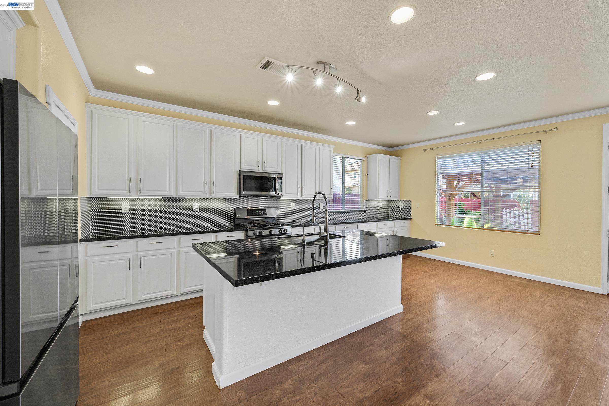 Detail Gallery Image 26 of 60 For 1419 Nubian St, Patterson,  CA 95363 - 5 Beds | 3/1 Baths