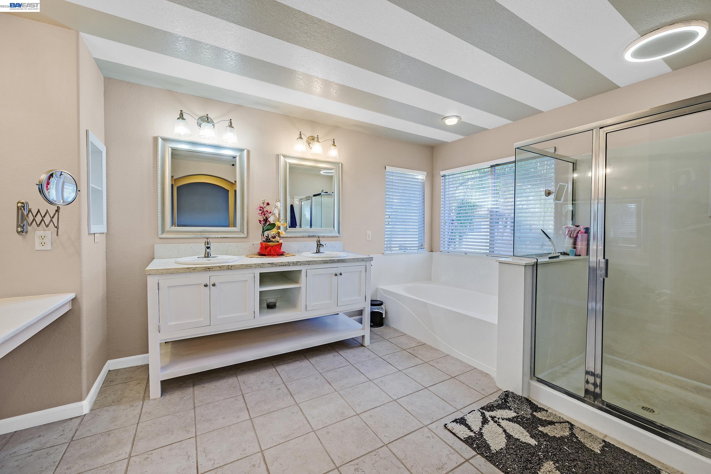 Detail Gallery Image 33 of 60 For 1419 Nubian St, Patterson,  CA 95363 - 5 Beds | 3/1 Baths