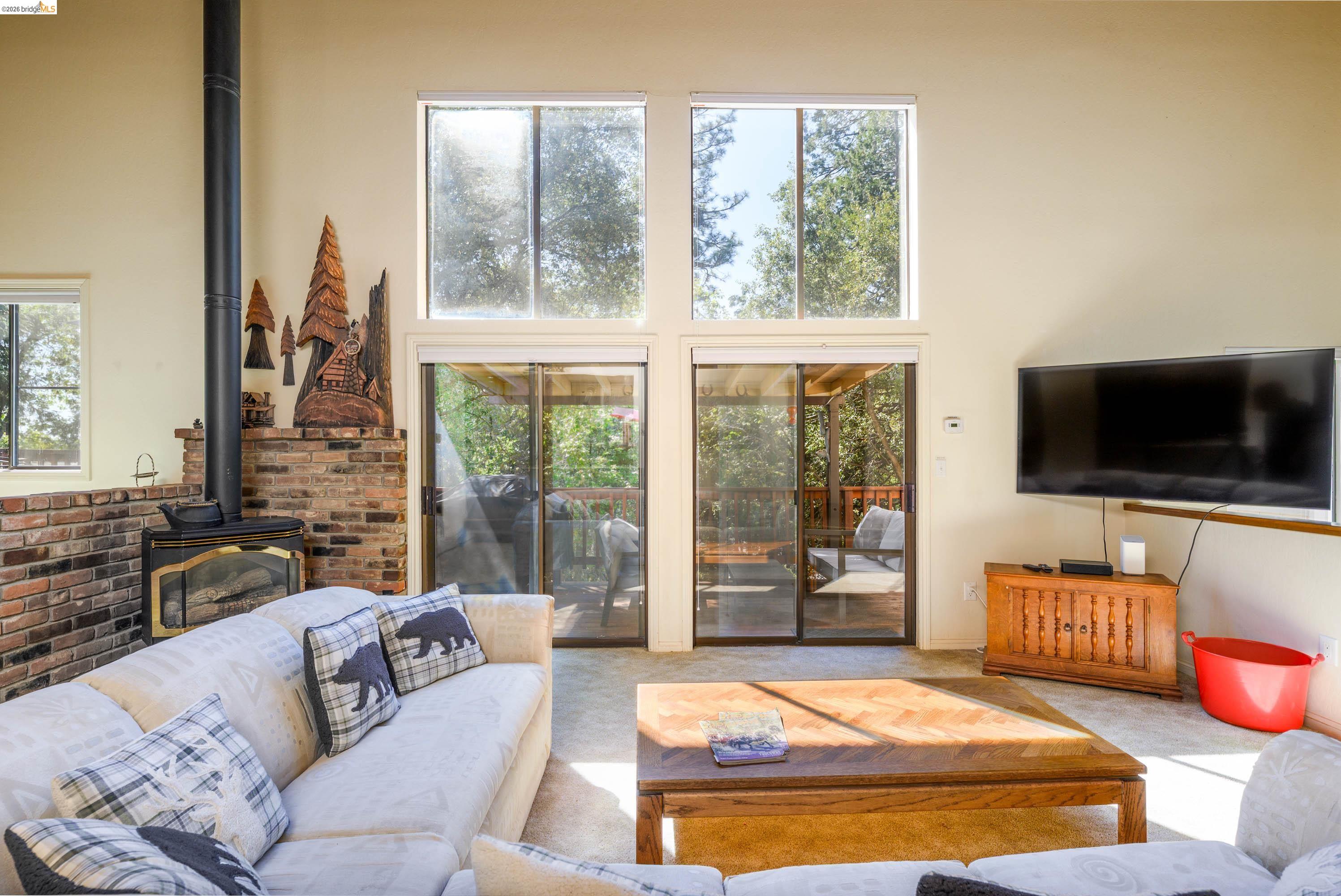 Detail Gallery Image 11 of 46 For 18861 Lookout Dr, Twain Harte,  CA 95383 - 4 Beds | 3/1 Baths