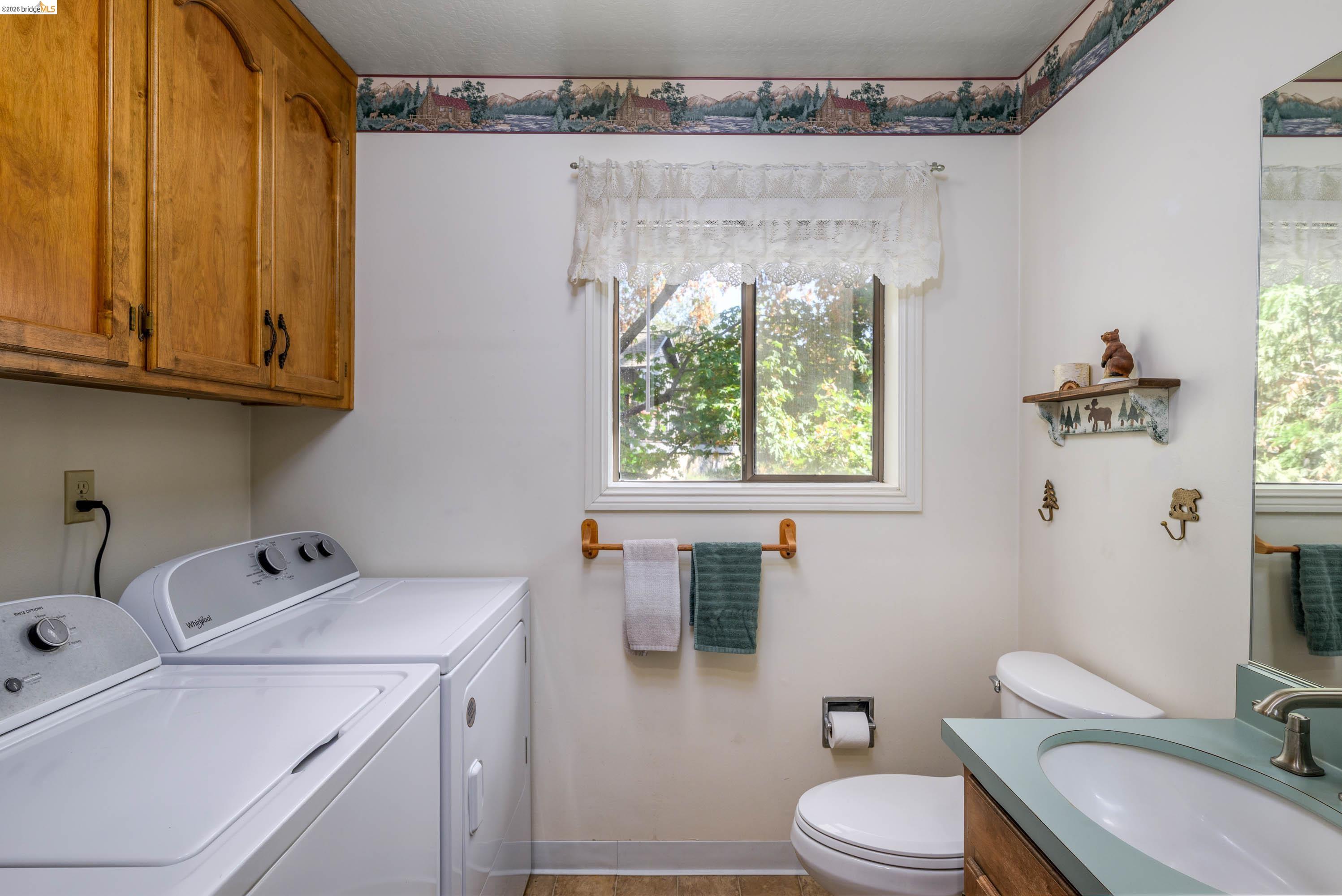 Detail Gallery Image 7 of 46 For 18861 Lookout Dr, Twain Harte,  CA 95383 - 4 Beds | 3/1 Baths