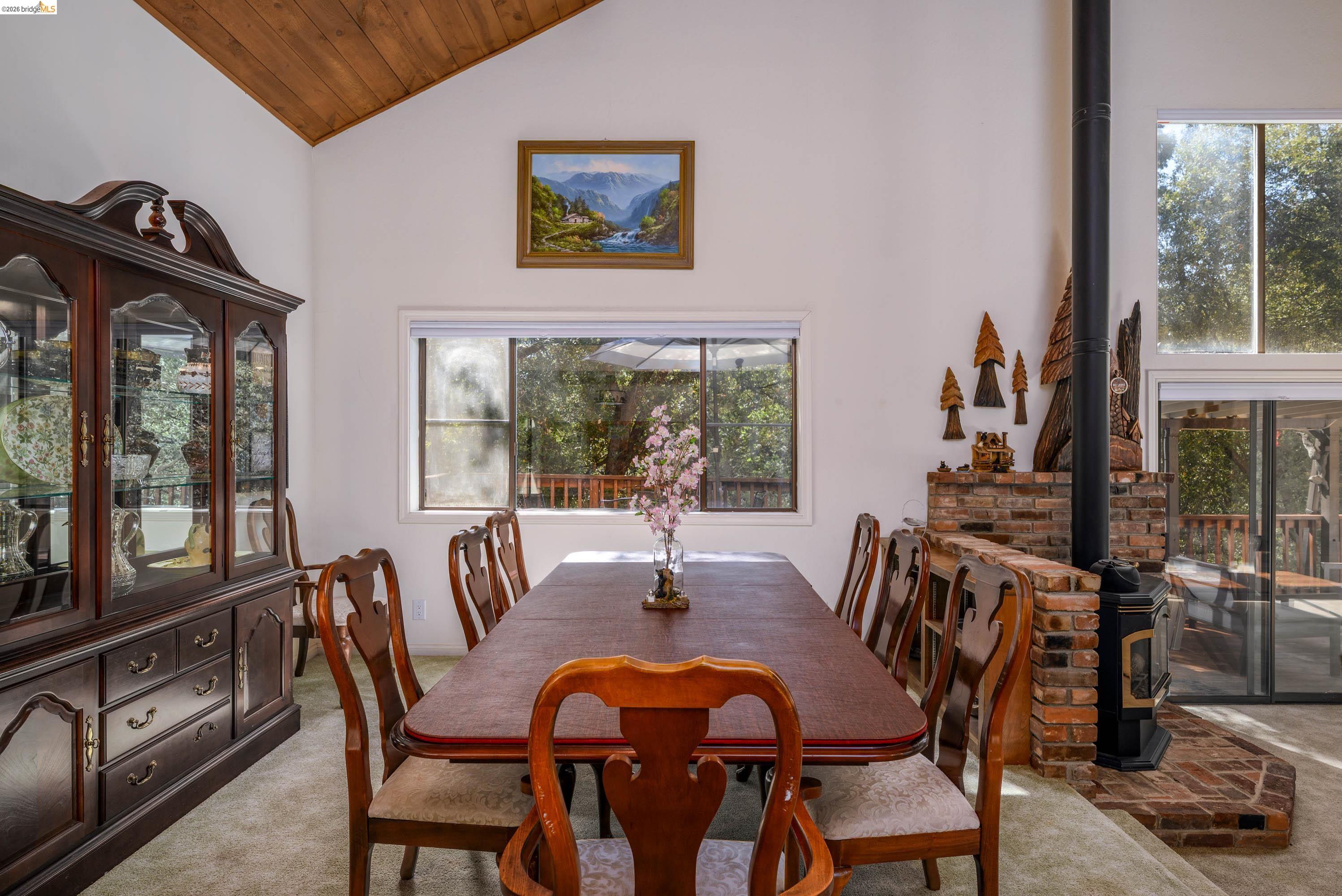 Detail Gallery Image 9 of 46 For 18861 Lookout Dr, Twain Harte,  CA 95383 - 4 Beds | 3/1 Baths