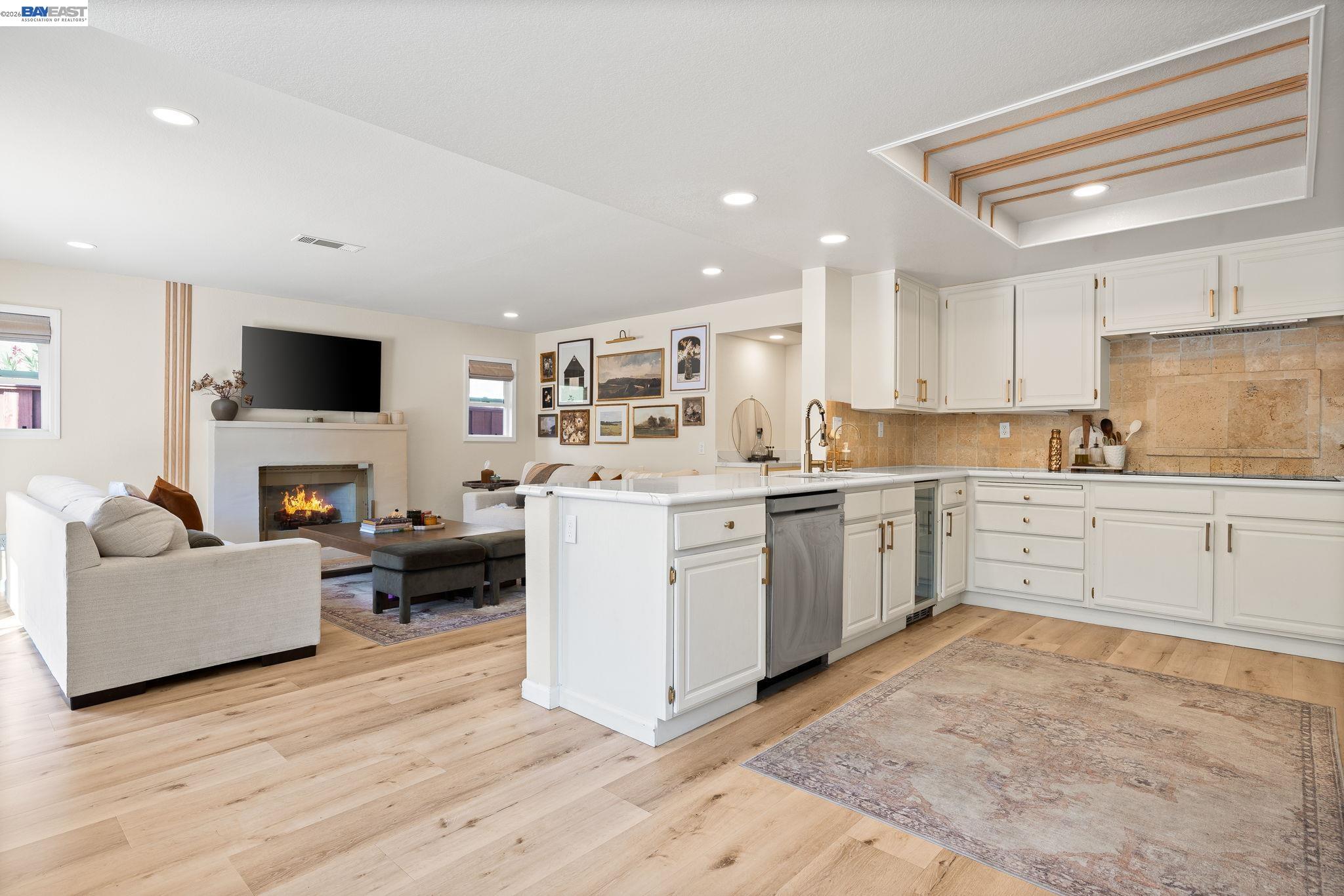 Detail Gallery Image 10 of 32 For 2170 Canyon Crest Avenue, San Ramon,  CA 94582 - 4 Beds | 3 Baths