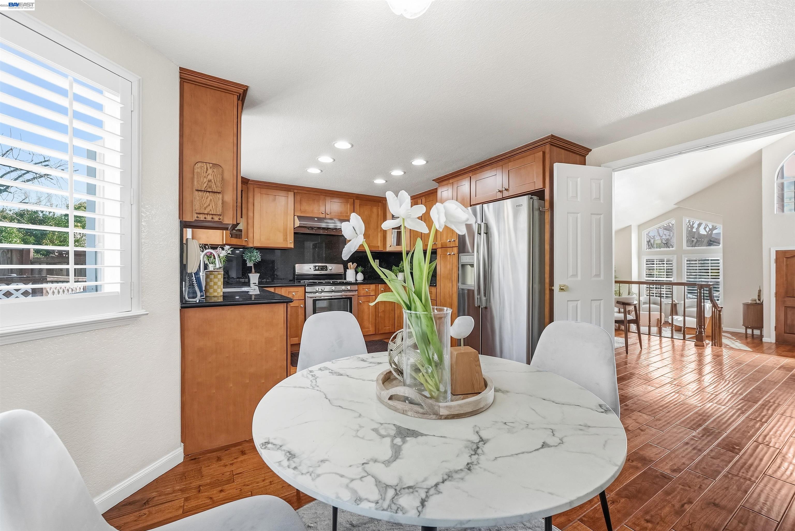 Detail Gallery Image 20 of 60 For 280 Summerford Cir, San Ramon,  CA 94583 - 4 Beds | 3 Baths